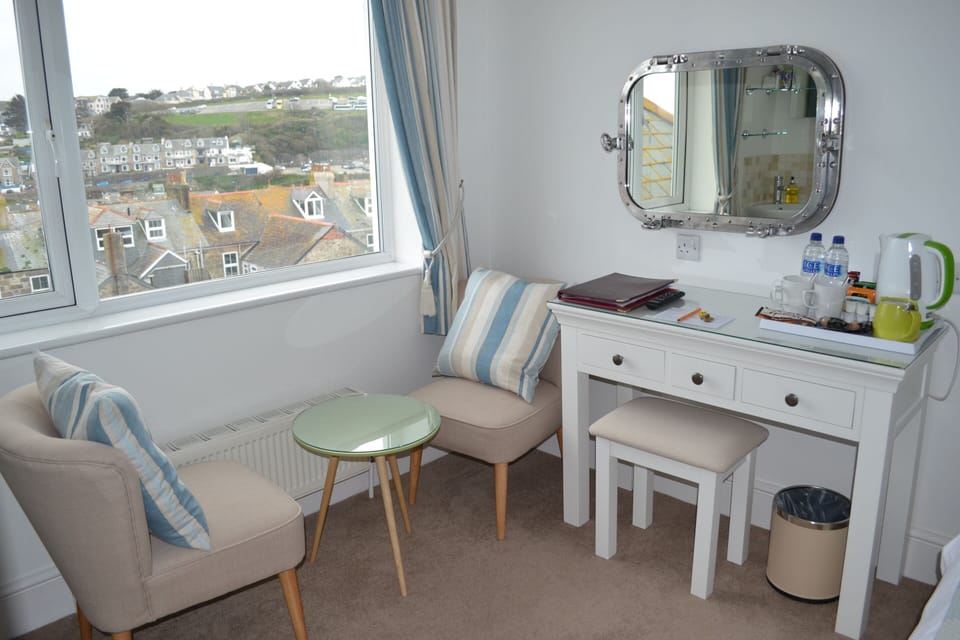 Double Room, Private Bathroom ((NOT ENSUITE))