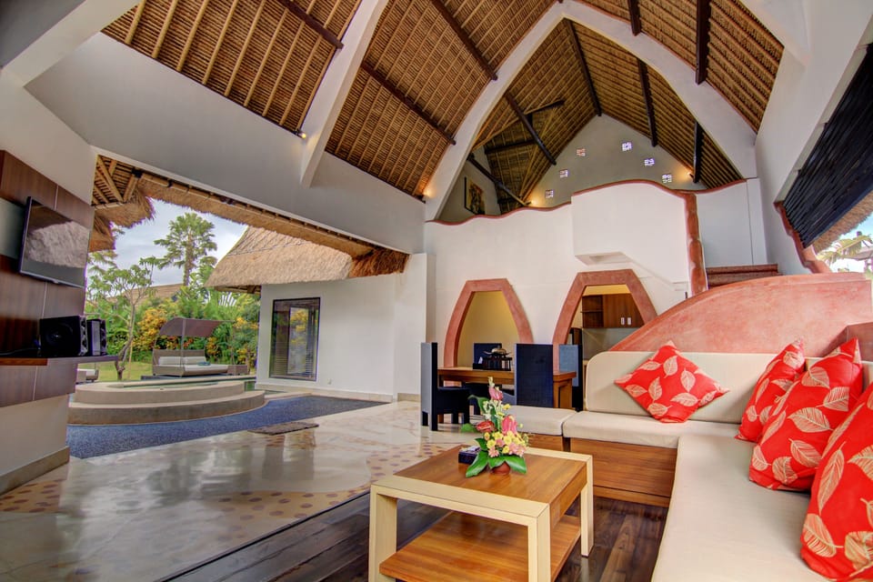 Executive Villa (2BR) | Living area | 29-inch TV with satellite channels