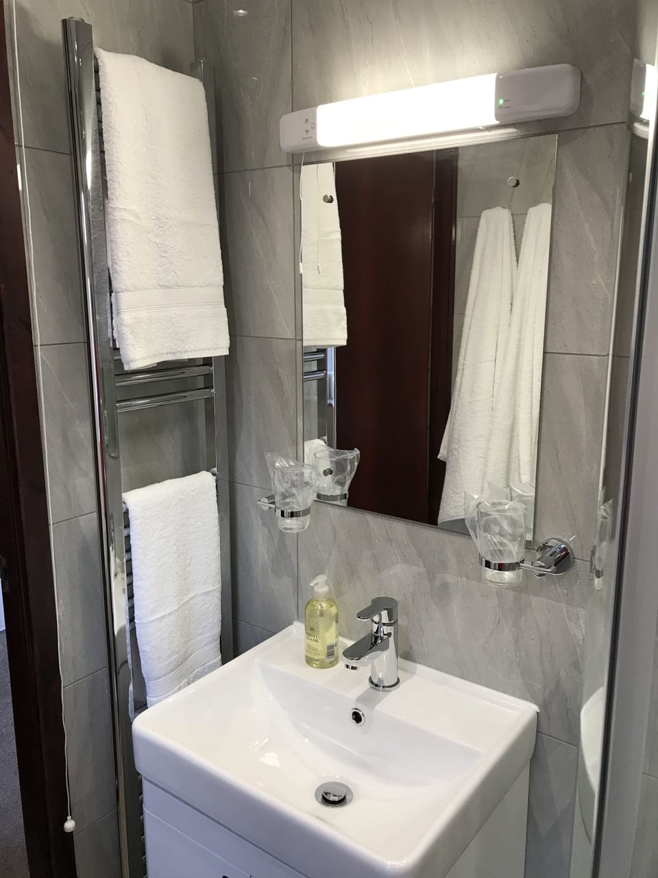 Suite, Ensuite (2 adults & 1 child B&B) | Bathroom