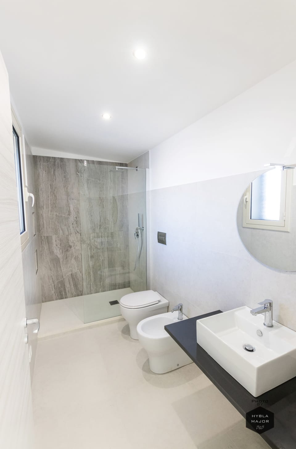 Triple Room, Ensuite, Tower | Bathroom | Shower, hair dryer, towels
