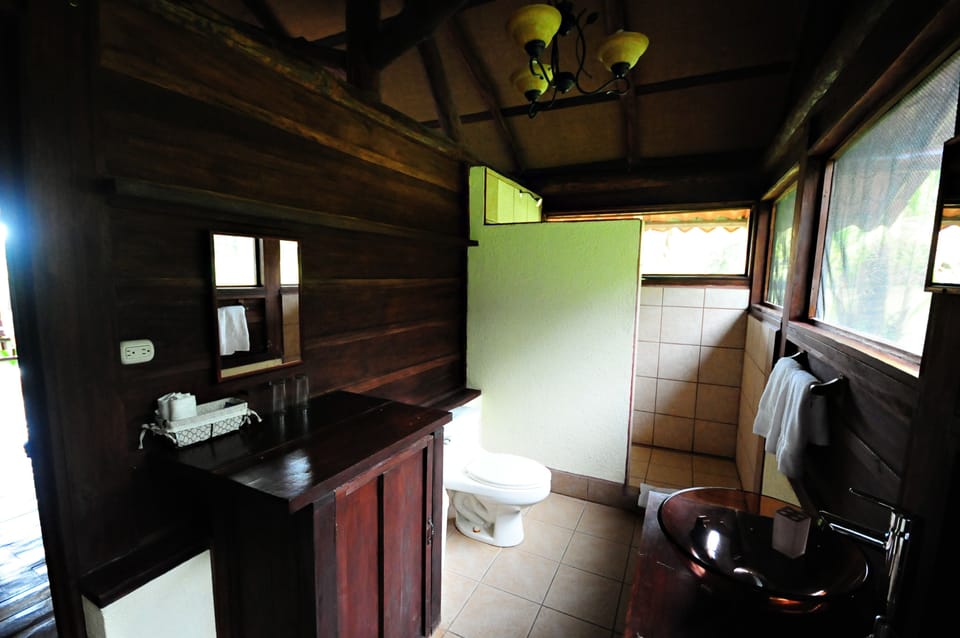 Standard Bungalow, 1 Bedroom | Bathroom | Shower, free toiletries, towels