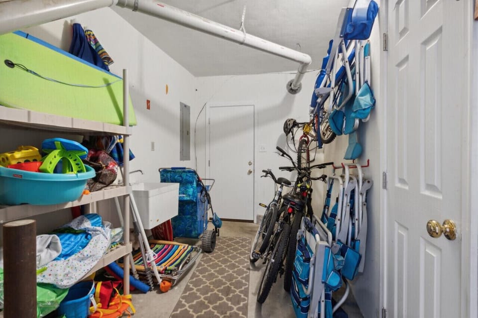 Looking for beach supplies? Check out the door in the entryway for anything you could want during your stay!