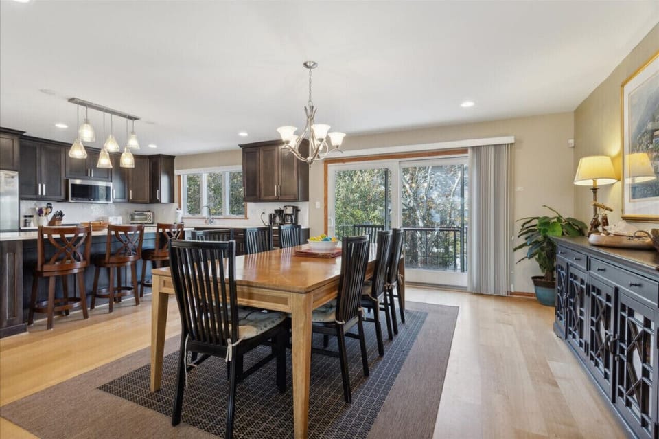 The dining area and kitchen - fully equipped and a perfect size for everyone.