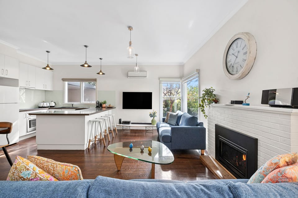 Kitchen / living open plan delight