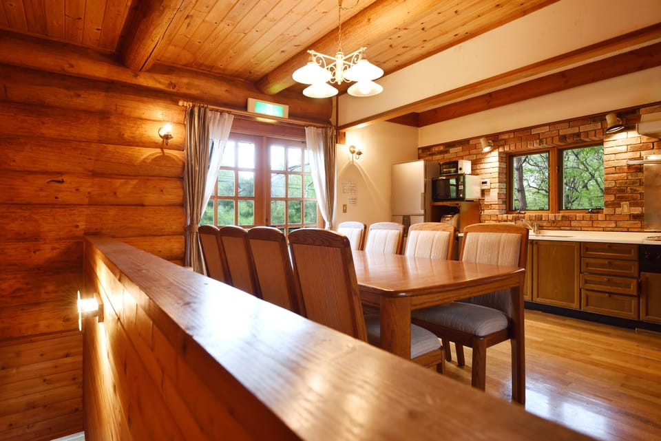 Deluxe Log house | In-room dining