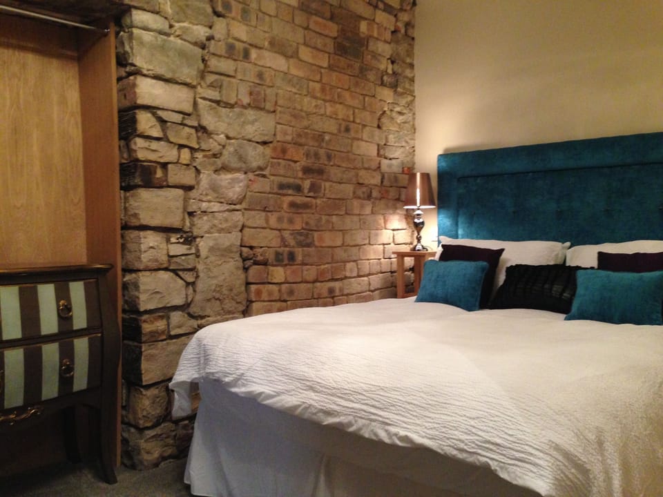 Bedroom 1
Double