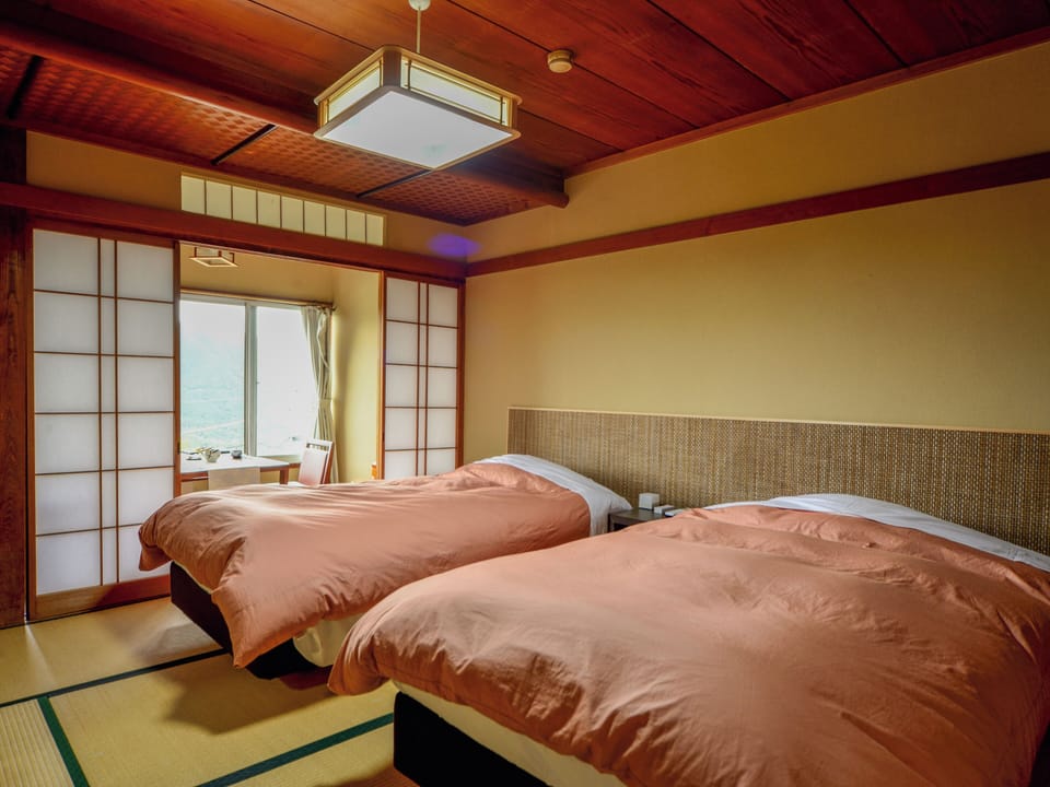 Twin Bed Japanese-Western Style Room, Great View, Non Smoking | In-room safe, blackout drapes, WiFi (free), bed sheets