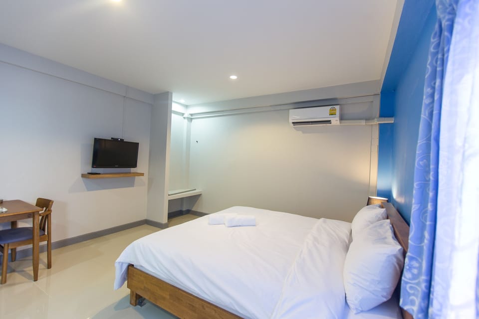 Deluxe Double Room | Free WiFi