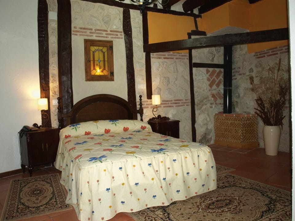 Cribs/infant beds, rollaway beds, free WiFi, bed sheets