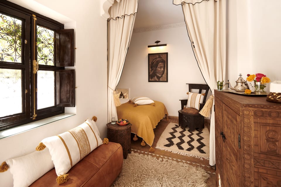 Signature House, 4 Bedrooms | In-room safe, individually decorated, individually furnished, desk