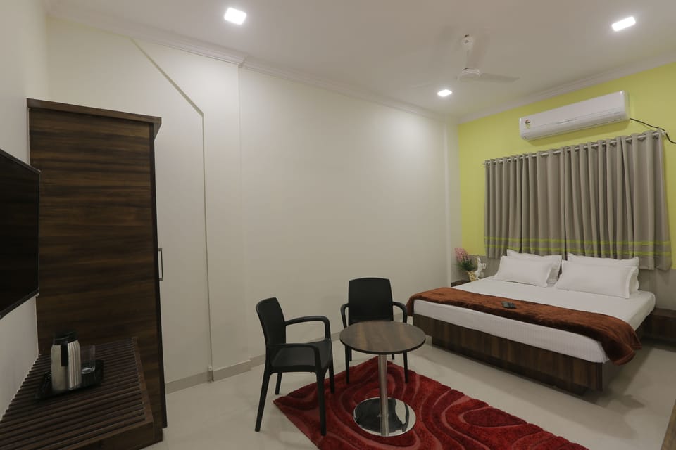 Rollaway beds, free WiFi