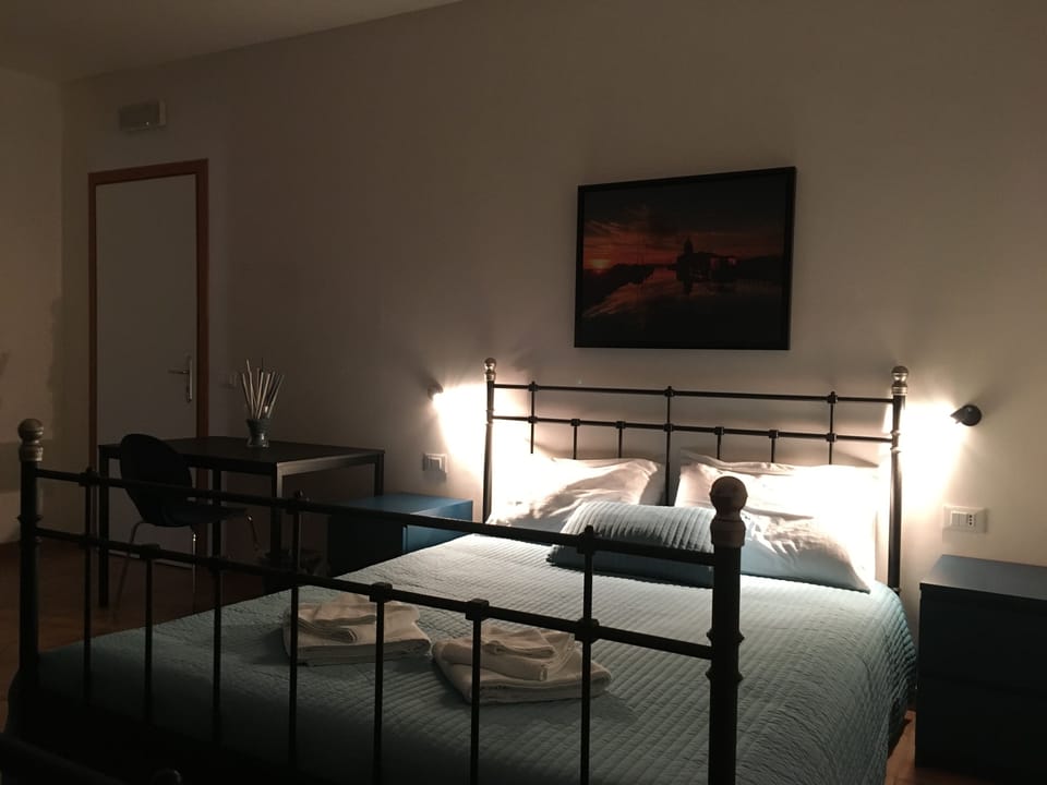 Classic Triple Room | Premium bedding, in-room safe, desk, blackout drapes