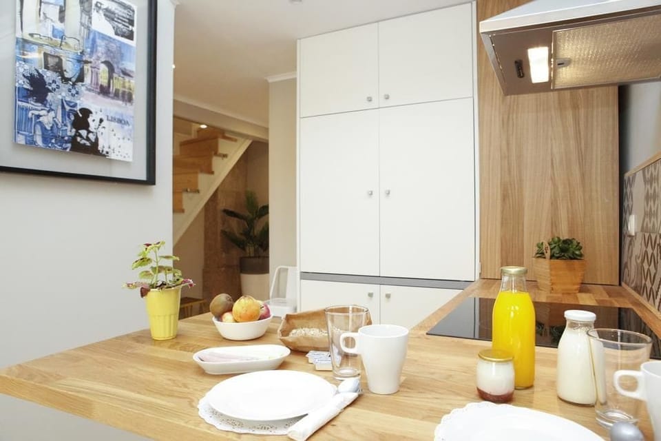 Apartment, 1 Bedroom, Mezzanine | Private kitchenette | Coffee/tea maker