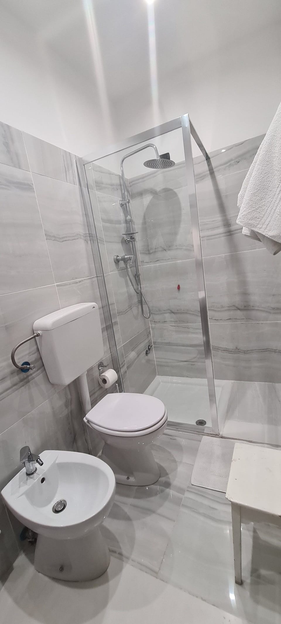 Superior Quadruple Room, Sea View | Bathroom | Shower, free toiletries, hair dryer, bidet