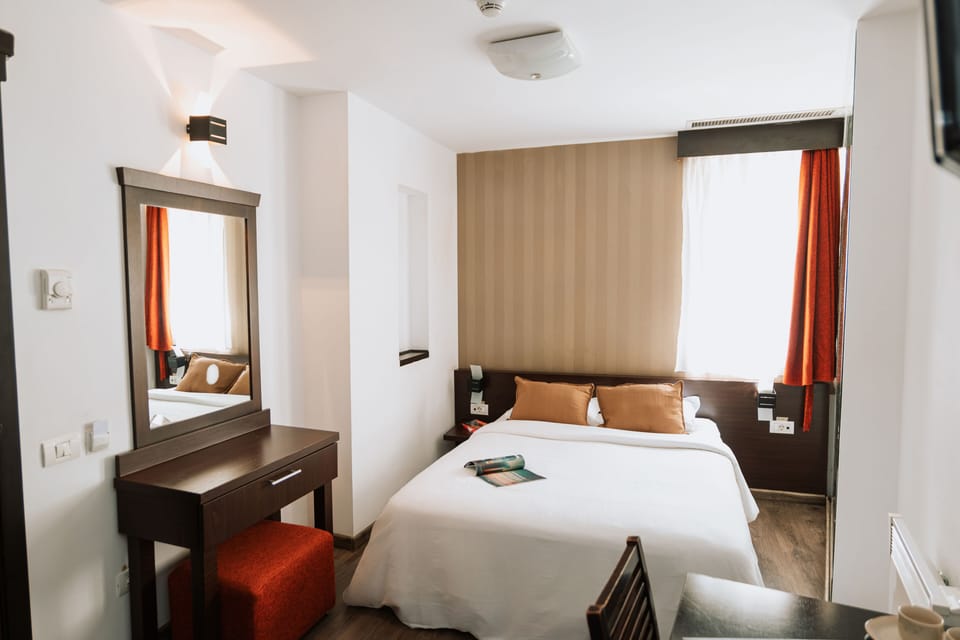 Classic Double Room | In-room safe, desk, free WiFi, bed sheets