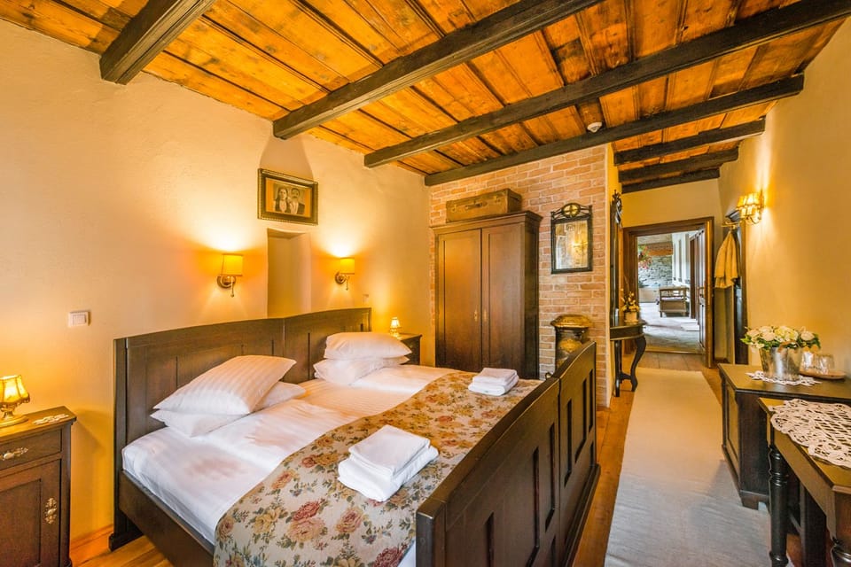 Superior Double Room, 1 King Bed (ELISABETA) | Minibar, desk, soundproofing, iron/ironing board