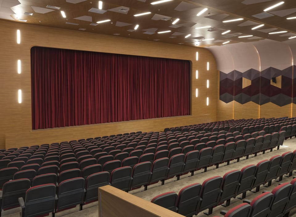 Meeting facility