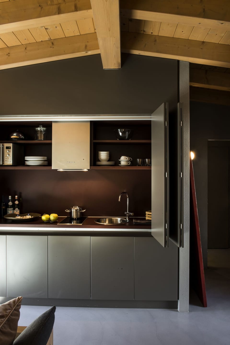 Suite, Pool View, Poolside (3) | Private kitchenette | Electric kettle