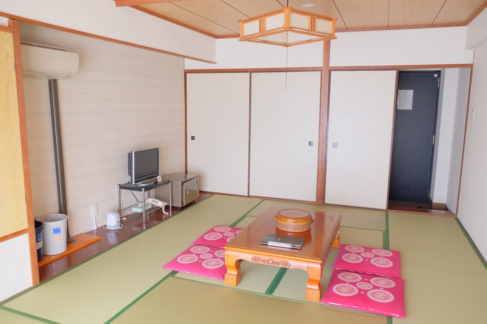 Sunset Susami Ryokan in Japan