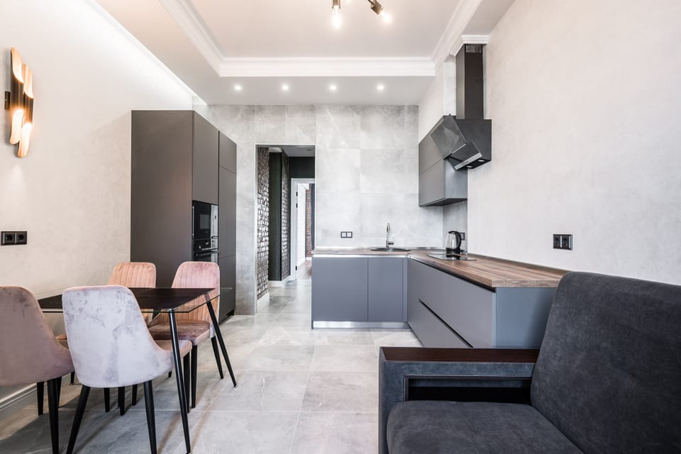 Design Apartment (Sverdlova Street 24) | Private kitchen | Coffee/tea maker, fridge, microwave, stovetop