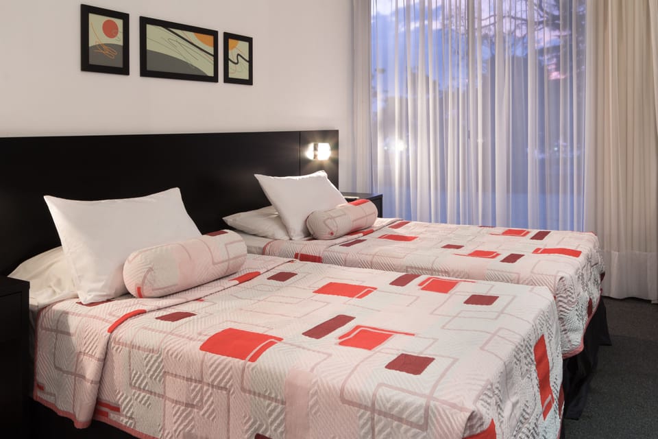 Superior Twin Room | Minibar, in-room safe, desk, free WiFi