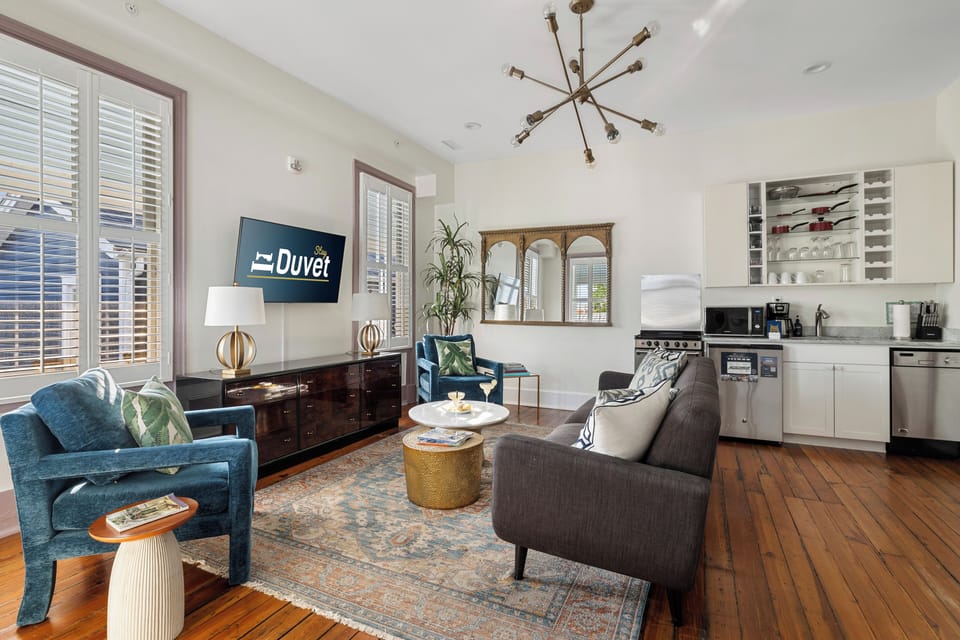Charm and Convenience | Vieux Carre