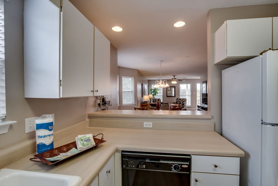 Duplex, 4 Bedrooms | Private kitchen | Coffee/tea maker, fridge, oven, toaster