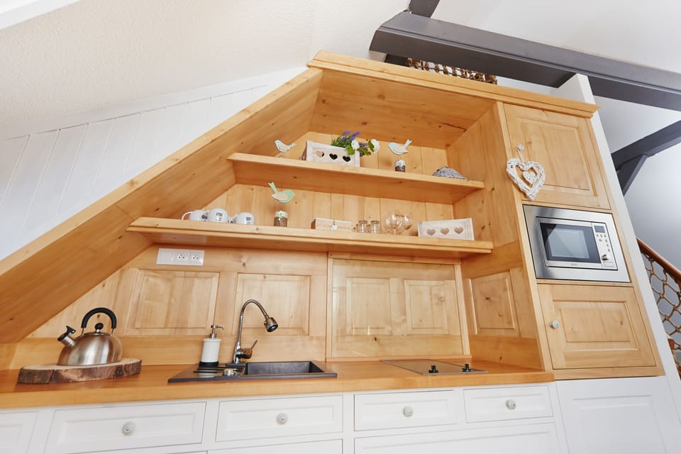 Deluxe Suite, 2 Bedrooms | Private kitchen
