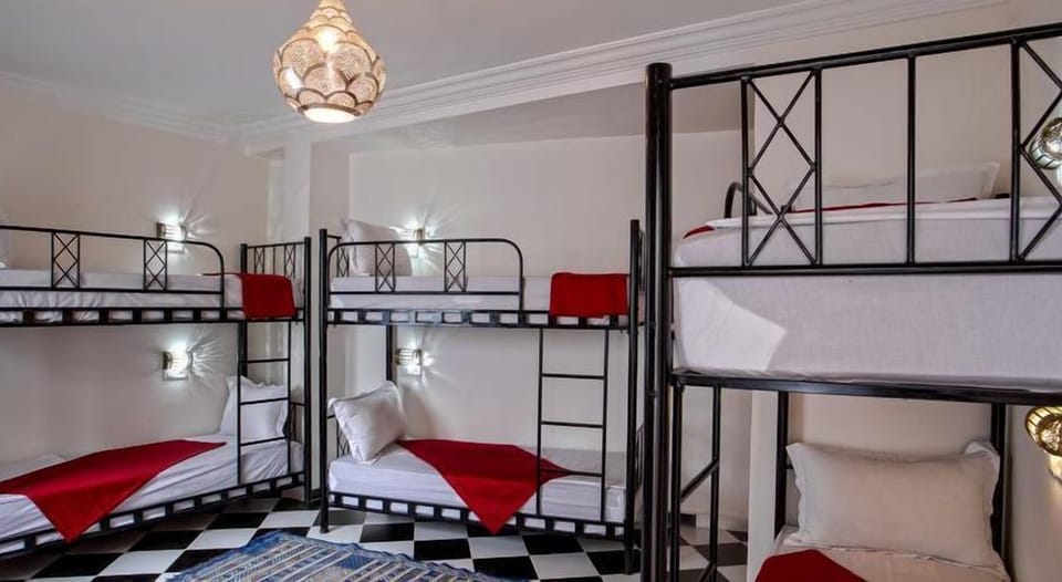 Shared Dormitory, Women only | In-room safe, soundproofing, free WiFi, bed sheets