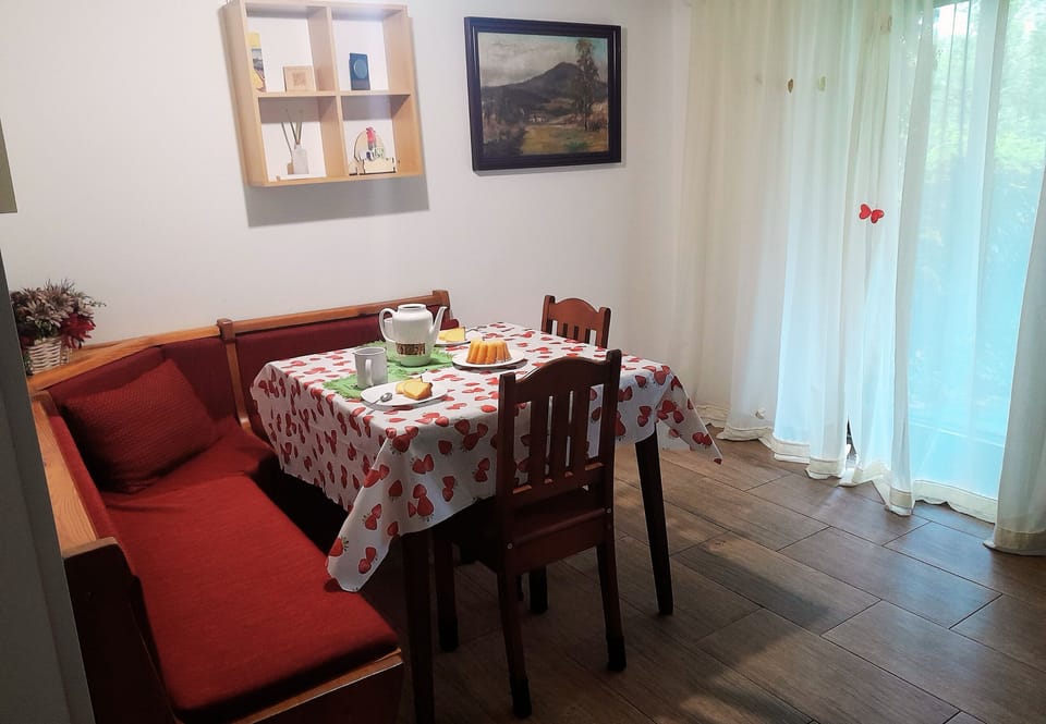 Apartment, Ensuite (5) | Private kitchen | Fridge, microwave