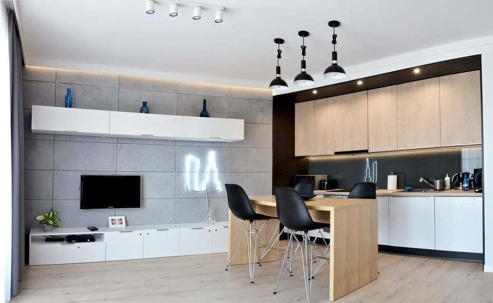 Deluxe Studio Suite, 1 Bedroom, Non Smoking, Kitchenette (Powietrze) | Desk, iron/ironing board, free WiFi