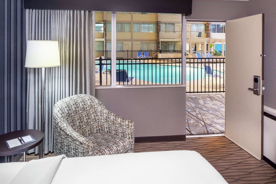 In-room safe, desk, laptop workspace, blackout drapes