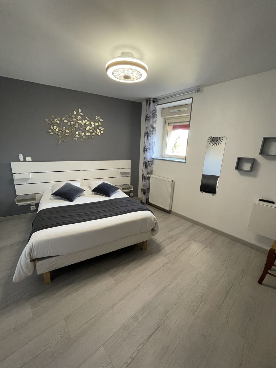 Double Room | Soundproofing, free cribs/infant beds, free WiFi, bed sheets