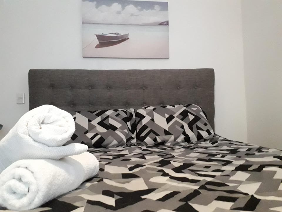 Standard Double Room, 1 Double Bed, Private Bathroom | Free WiFi, bed sheets