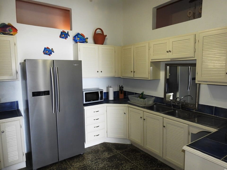 The house has fully self-catering and well-equipped kitchen for guests to provide their own meals