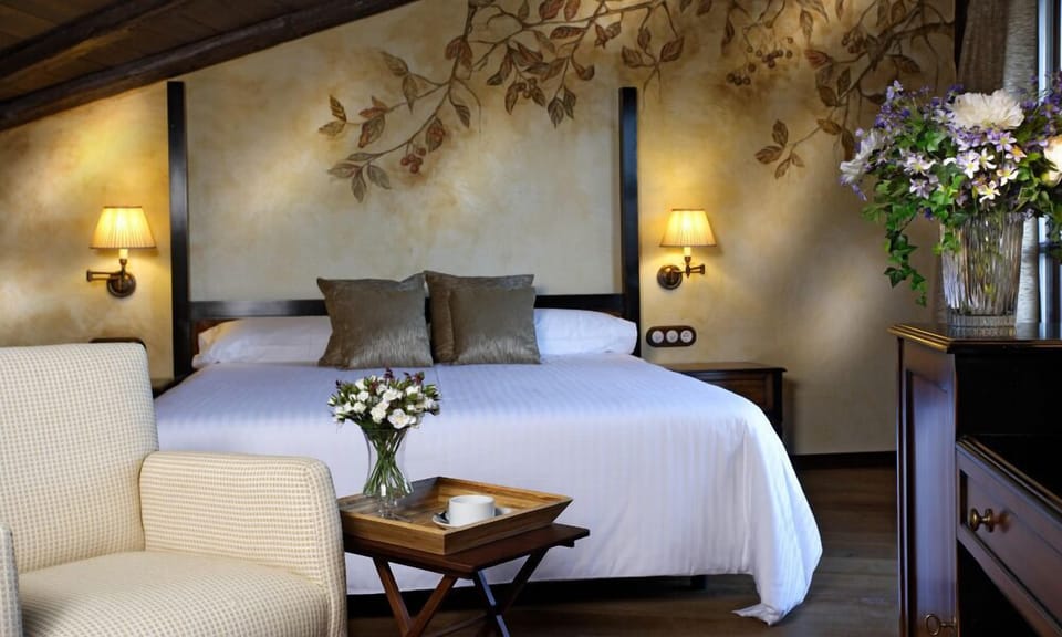 Luxury Suite, Terrace, Mountain View | Egyptian cotton sheets, premium bedding, down comforters