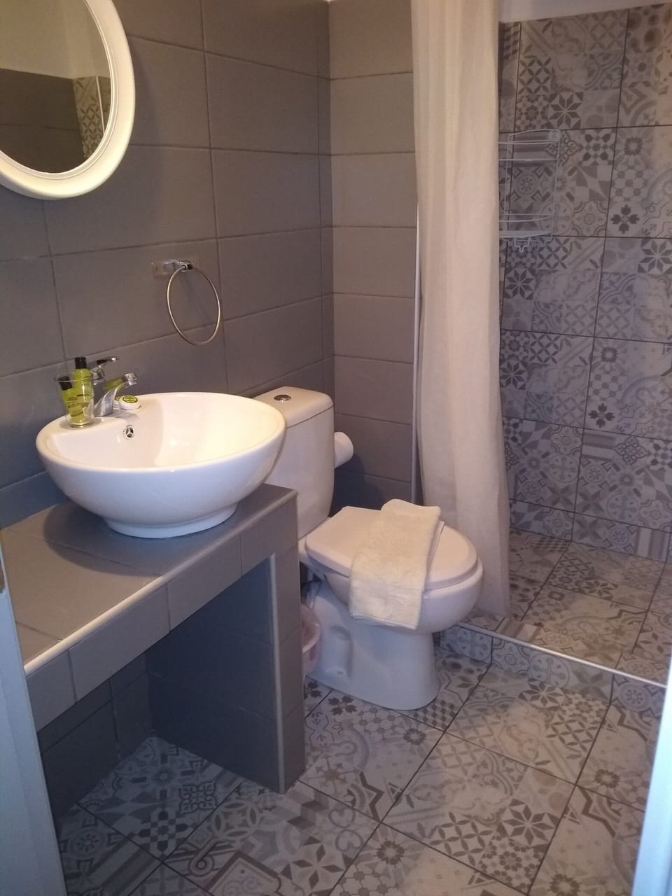 Double or Twin Room | Bathroom | Shower, free toiletries, hair dryer, bathrobes