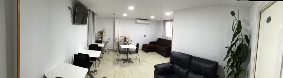 Coffee shop
