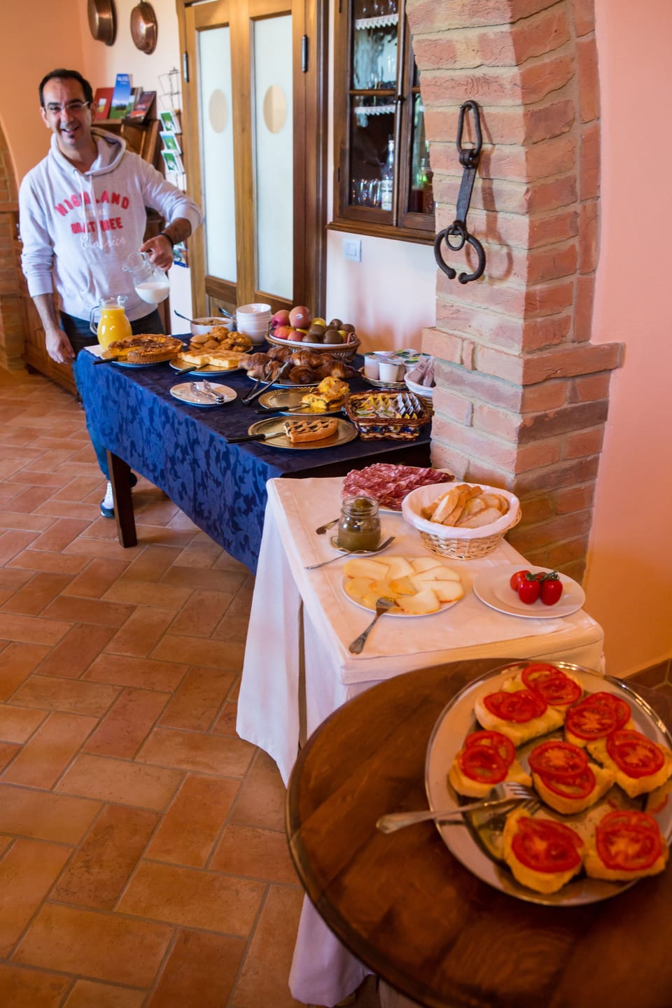 Daily buffet breakfast for a fee