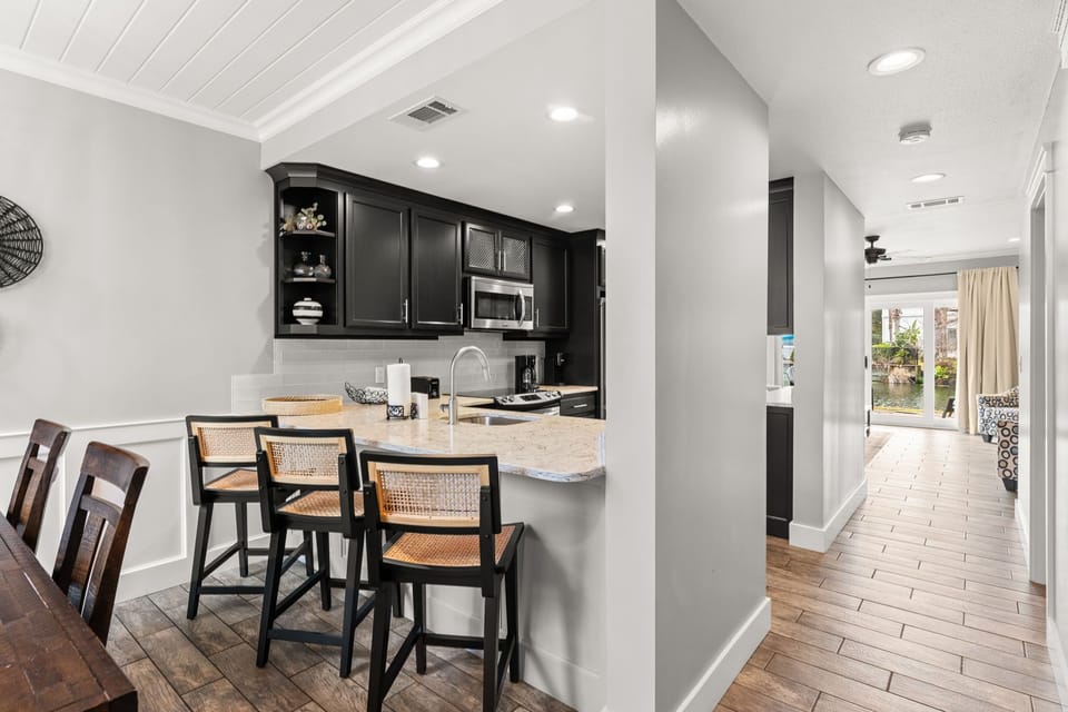 Breakfast Bar