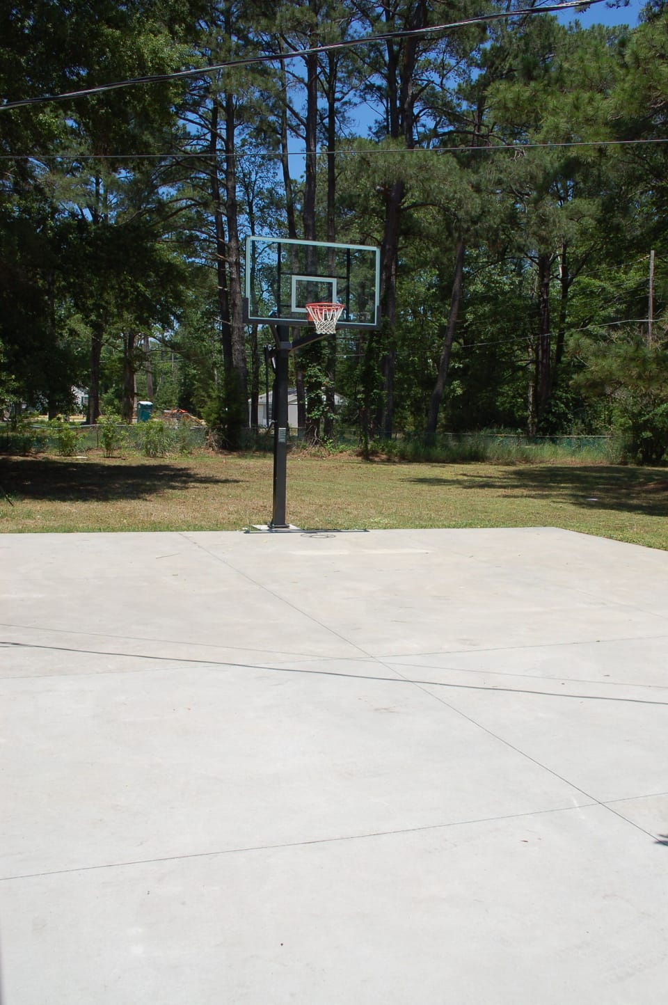 Basketball hoop and court