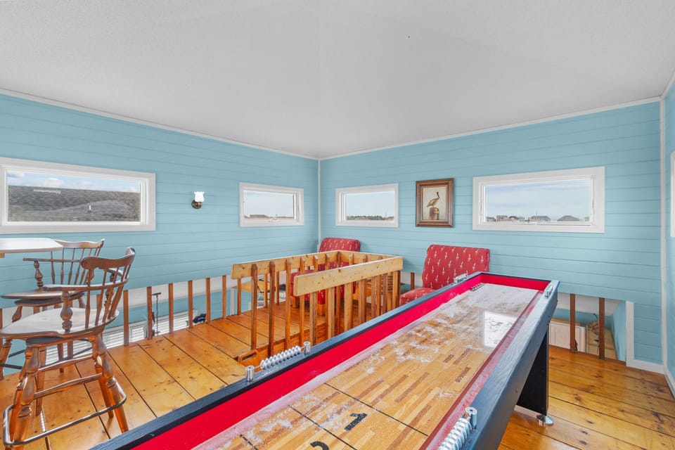 Surf or Sound Realty - 849 - The Scruffy Pelican - Game Room -2