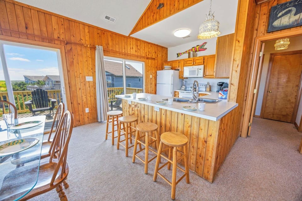 Surf or Sound Realty - 138 - Salvocean - Kitchen -2