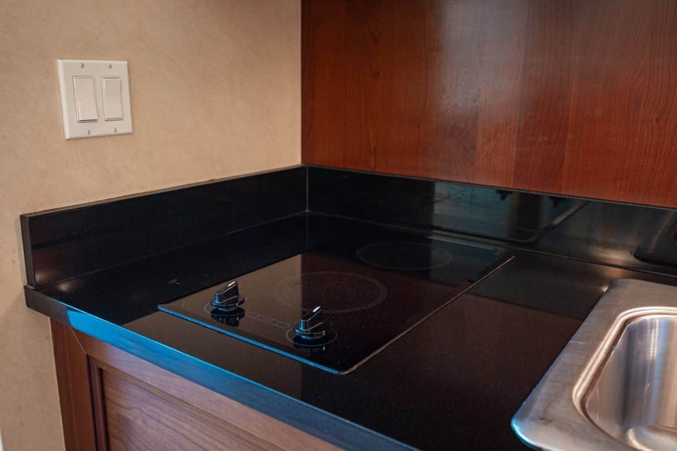 Two hot plates