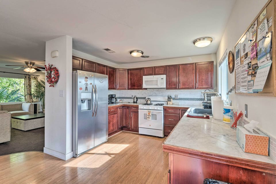 Kitchen | Fully Equipped