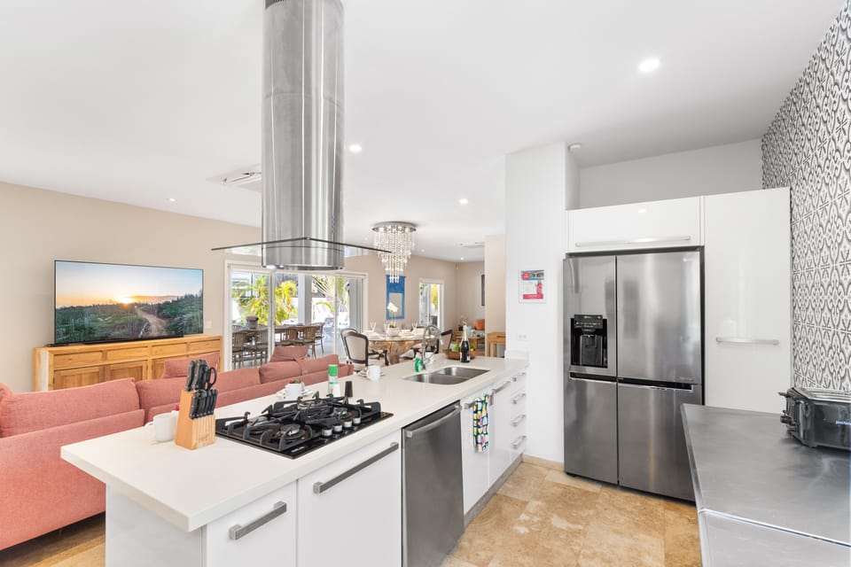 Gorgeous Kitchen of the Villa in Aruba - Fully equipped - Contemporary design with clean lines and minimalist aesthetics - Open concept connecting the kitchen to the living area