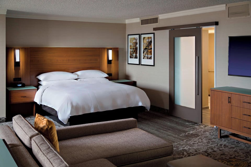 Pillowtop beds, in-room safe, desk, iron/ironing board