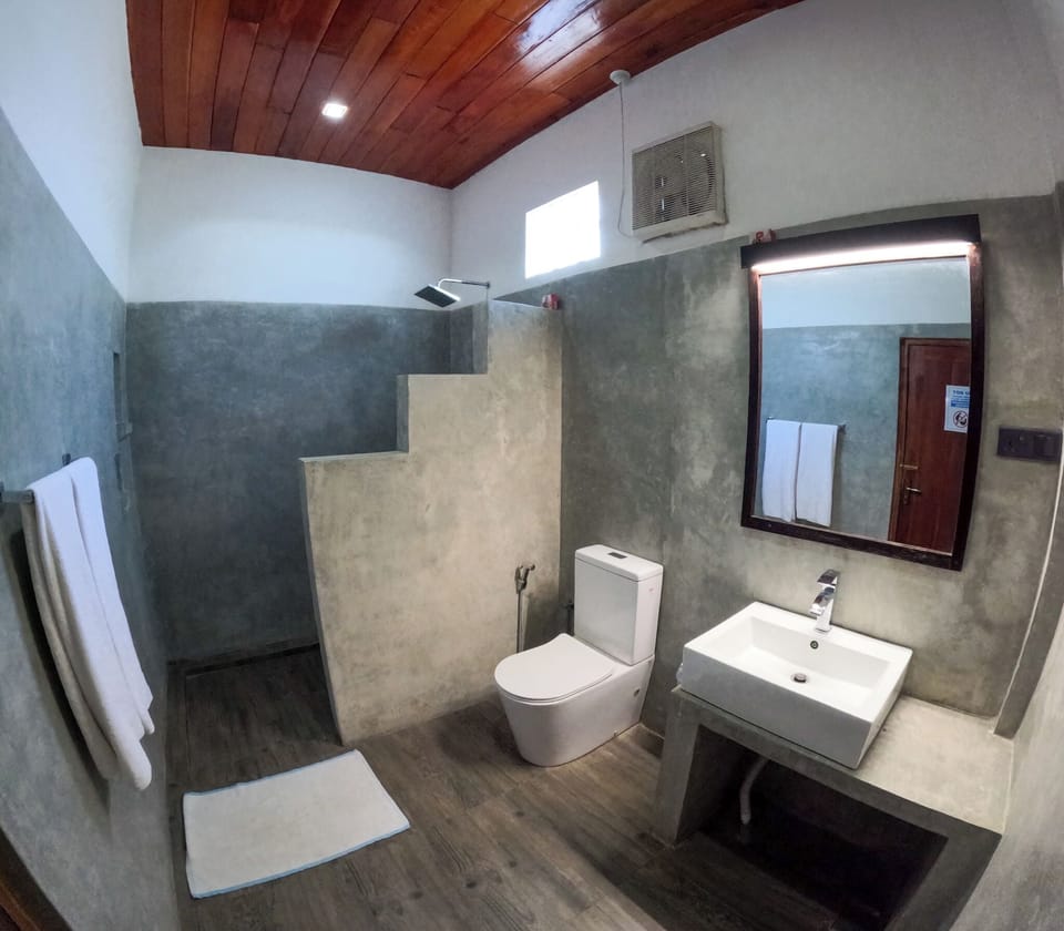 Surf Bay Villa Motel in Southern Province
