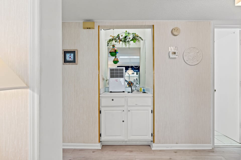 Wet Bar