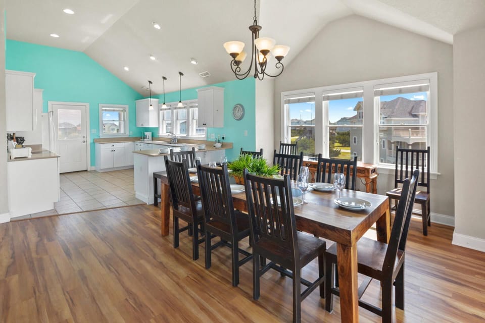 Surf-or-Sound-Realty-440-Fire-Island-Dining-Room-2